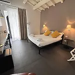 Tale Restaurant & Suite