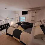 Home Eleinad