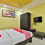 Hotel O Lotus Residency
