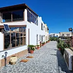 Rosa'S House