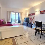 Taormina Ibiscus Apartment By Taormina Holidays