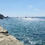 Giulia'S Apartment On The Sea