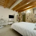 Amurusa Room
