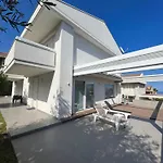 White House