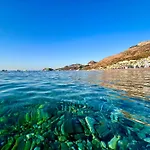 Il Glicine Apartment A 2 Min Dalla Spiaggia
