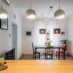Metroetna Stay