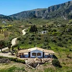 Villa Elena 2 Km From The Natural Reserve Of Zingaro