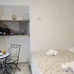 Casa Barbara 15-17