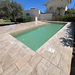 Heloros Holiday Villas - Villa Garden Chic