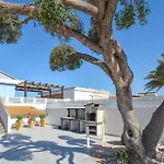 4 Bedroom Amazing Home In Kaukana