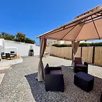 Villa Margherita - Appartamenti A Due Passi Dal Corso Di Santa Marina Salina A 100 Mt Dalla Spiaggia