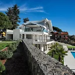 Villa Rita Pool & Spa