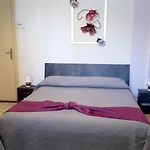 A 2 Passi Da Tutto House Enea