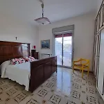 Donna Melania House