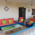 Spacious House With Sea View