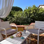 Charming House In Fontane Bianche With Private Garden
