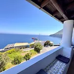 Casa Ornella, Appartamento Con Vista Mozzafiato Sulle Eolie
