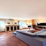 Holiday Home With Pool And Beautiful View In Francavilla Di Sicilia