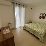 Casa Del Carrubo