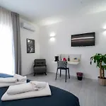 Affittacamere Mani - Camere Con Bagno Privato