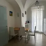 G House 100
