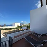 Villa Margherita - Appartamenti A Due Passi Dal Corso Di Santa Marina Salina A 100 Mt Dalla Spiaggia