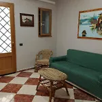 Franci Zisa House