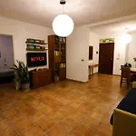 Area 52 Storia Ed Eleganza Vicino Ai Teatri