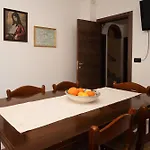 Alkantara Holiday Home