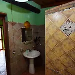 Giucalem La Casa Negli Orti