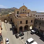 Wohnung In Sciacca Mit Grill Und Garten