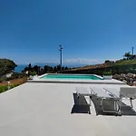 Cute Holiday Home & Pool By Scopello Sea