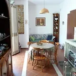 Casa Unifamiliar Con Jard N Privado