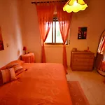 Casa Unifamiliar Con Jard N Privado