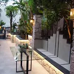 Villa Centaurea Apartment With Private Parking