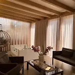 Giafra Luxury Rooms