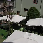 Hotel Piro