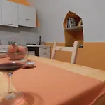 Xiume Orange Ragusa