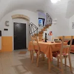 Xiume Orange Ragusa