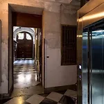 Appartamento Basile, Palazzo Renda