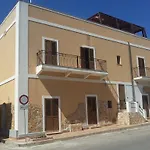 Le Pietre Di Lampedusa