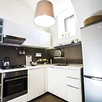 Verginelle House