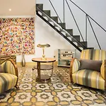 Casa Di Charme A Palazzo La Lumia