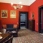 Casa Di Charme A Palazzo La Lumia