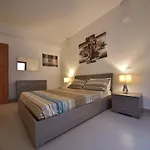 Rodia Residence