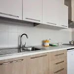The Ugly View Apartment