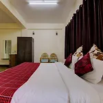 Oyo 13844 Akd Hotel