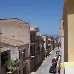 Ni La Za Ciccina