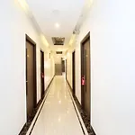 Oyo 14981 Hotel Royal Mjs