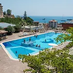 Diamond Hotel y Resort Naxos Taormina